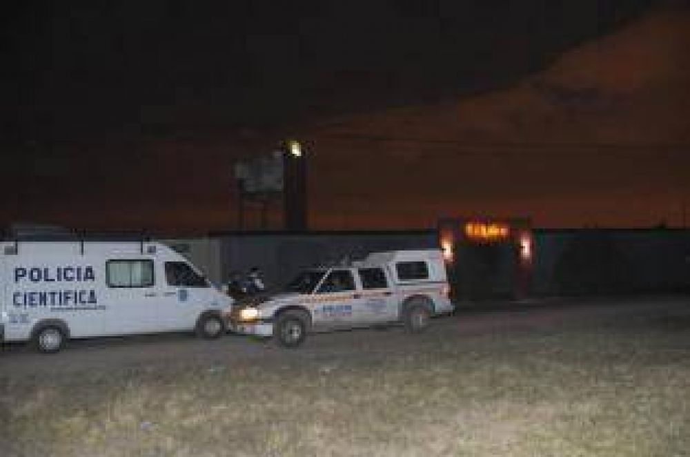 Un hombre de 43 a�os llev� a su hija de 10 a�os a un hotel alojamiento y la viol�