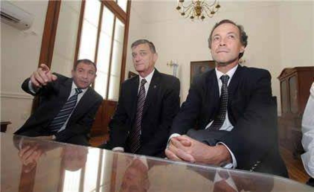 Binner recibi� a Juez 