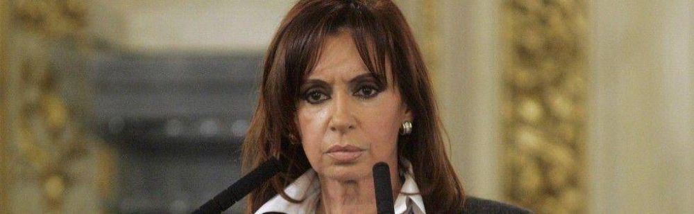 Quiere a Azurduy