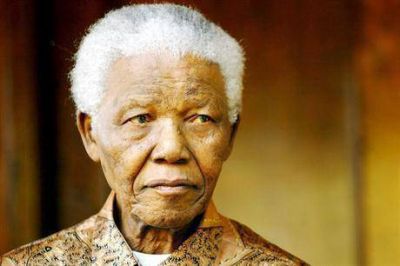 Los m�dicos de Nelson Mandela desmienten que est� en "estado vegetativo"