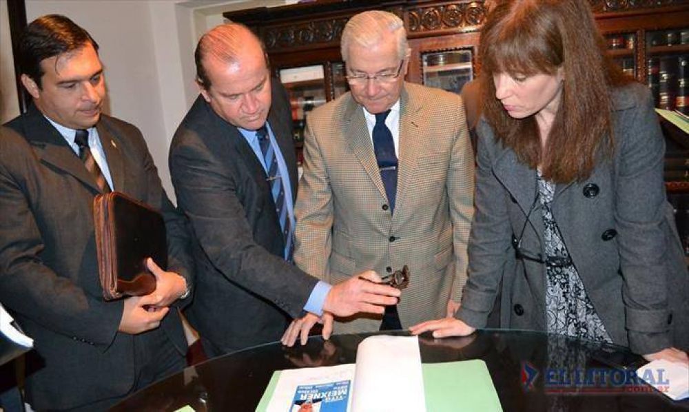 ECO impugn� las boletas del FPV por llevar la imagen del ex presidente N�stor Kirchner