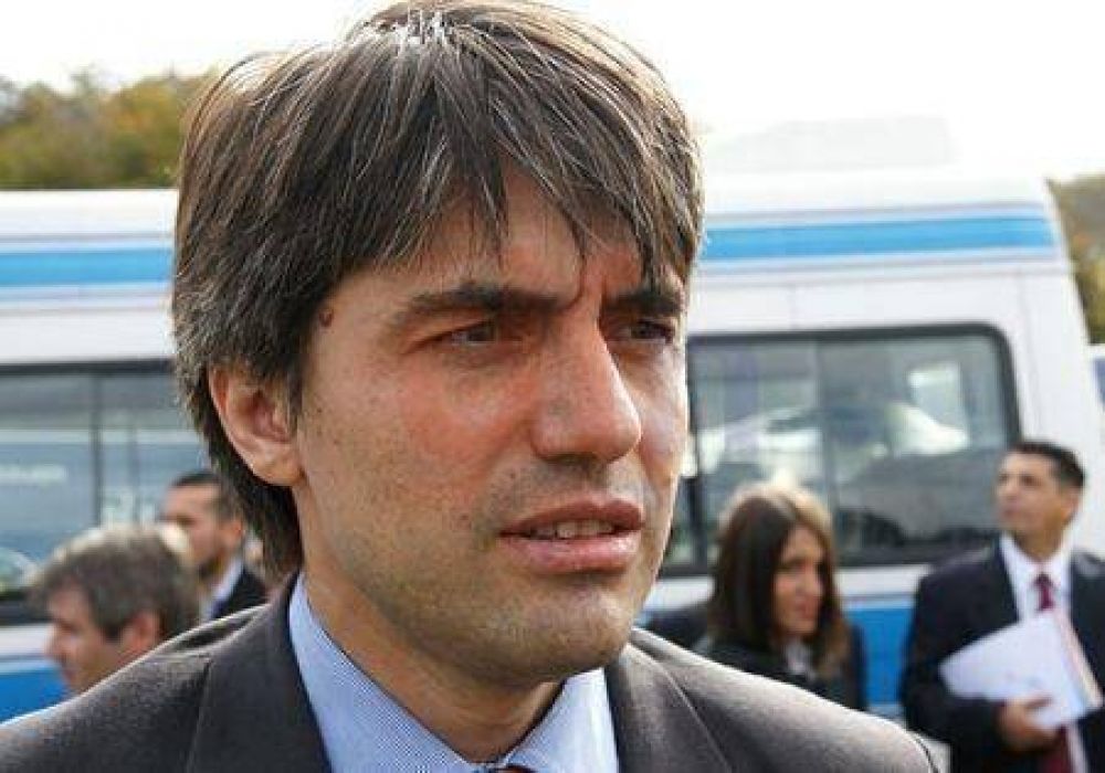 Rossi: �Vamos a evidenciar si los directores de los municipios obstaculizan la reforma�