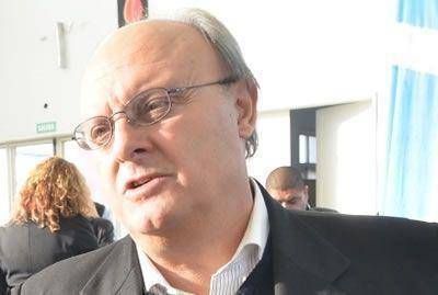 Di Pierro: �hay decisiones que no se pueden tomar detr�s de un escritorio