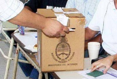 �Las encuestas ubican al FPCyS casi igual que al oficialismo�
