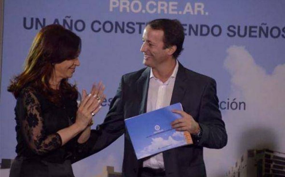 Cristina Kirchner llega a Pilar y se calienta la campa�a