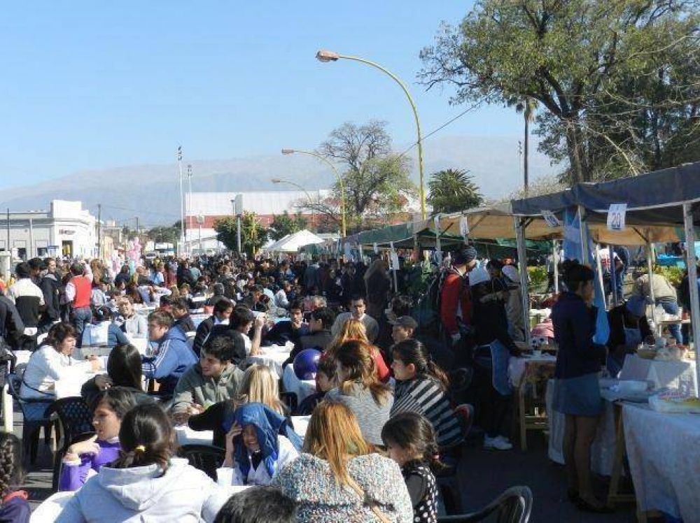 El intendente Jalil present� el Plan Participativo Catamarca 2020
