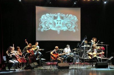 El rock lleg� al Teatro Municipal