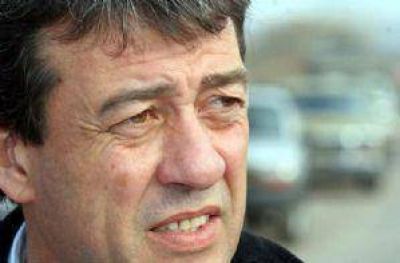 Contactos del radicalismo con el PJ para que no crezca la "campa�a sucia"