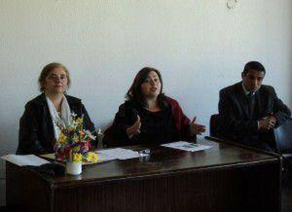 Seg�n Jueza de Menores: en Jujuy �de cada diez delitos que tenemos, 8 son cometidos por personas adictas�