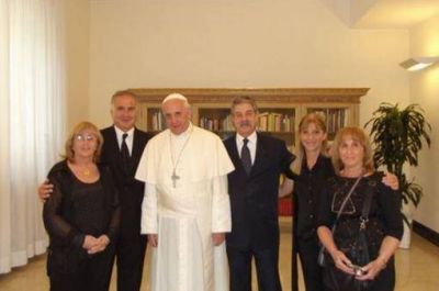 El papa Francisco recibi� a familiares de las v�ctimas del atentado a la AMIA