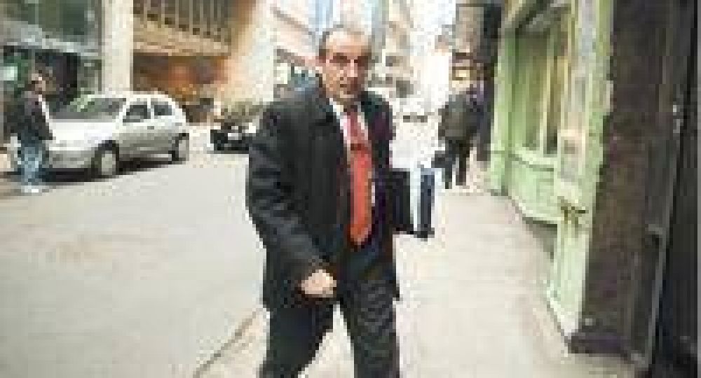 El gobierno intervino, apareci� el trigo y los precios bajaron fuerte