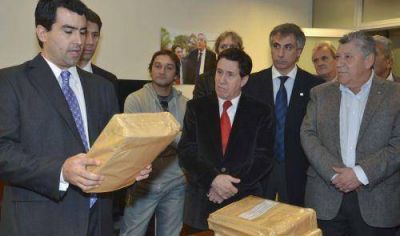 Licitaron cloacas para 10 mil vecinos