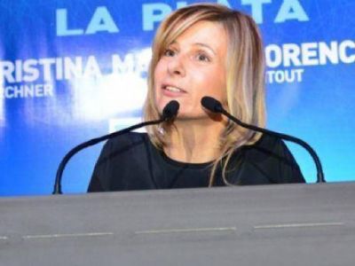 Florencia Saintout: �El espacio de Massa es una reconfiguraci�n de la derecha travestida�