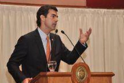 Juan Urtubey: �Salta ha tomado una determinaci�n estrat�gica de seguir trabajando en educaci�n"