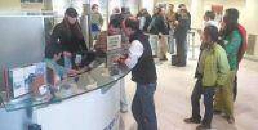 El Cedin abri� la primera semana con suscripciones por m�s de $ 1 mill�n