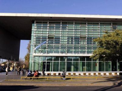 El municipio de Rosario confirm� dos nuevos casos de gripe A en el Heca