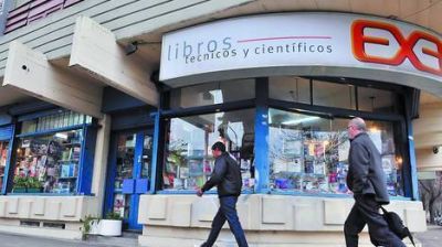 Terror en La Plata: Asaltan un local y juegan a la �ruleta rusa� con las v�ctimas