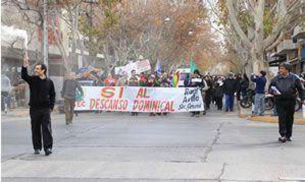 Marcha mercantil por el descanso dominical		