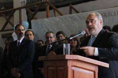 "Para la Naci�n, somos ciudadanos de segunda", acus� Ricardo Colombi