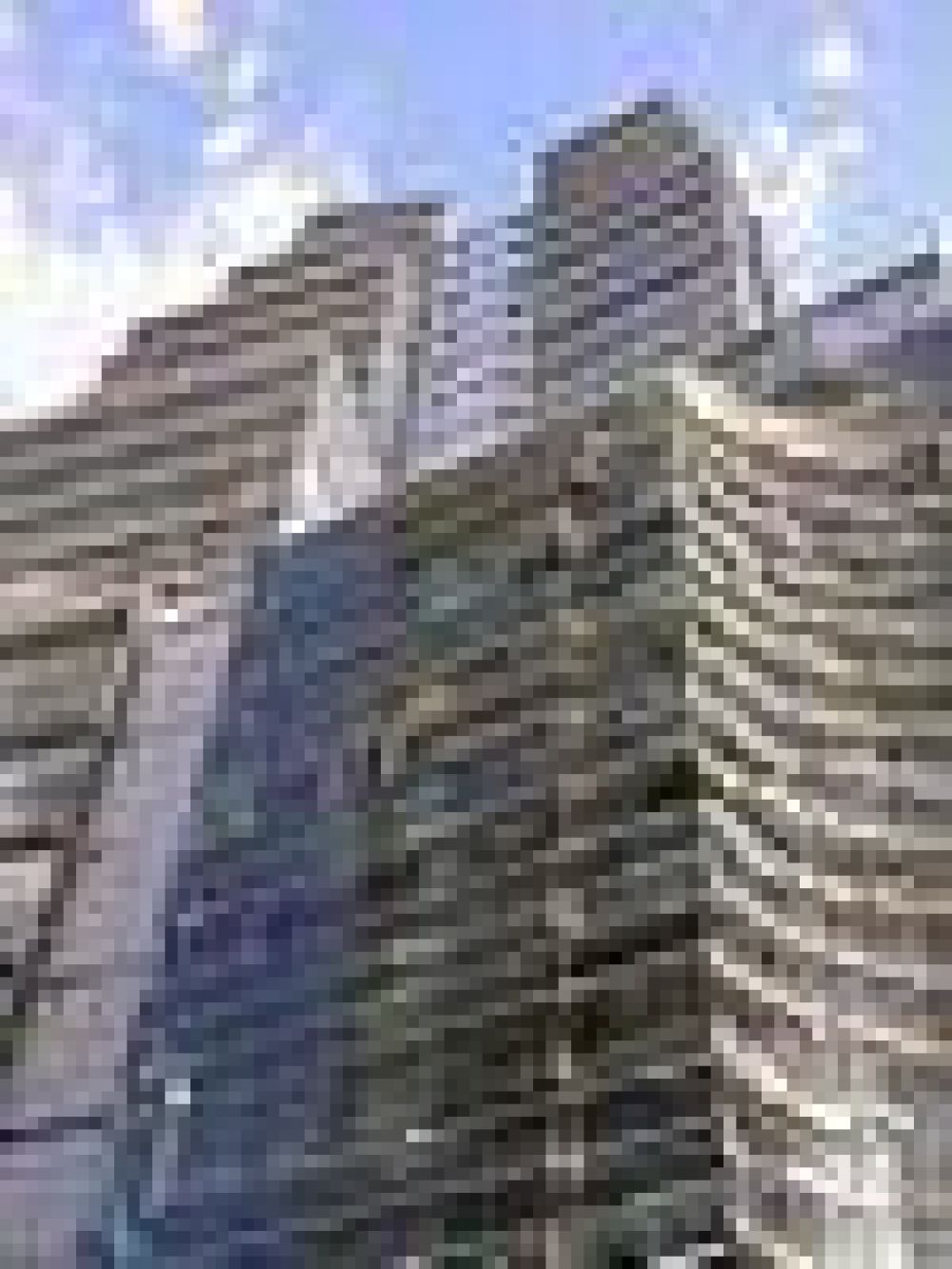 DENUNCIAN OPERACIONES INMOBILIARIAS ILEGALES