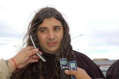 Alejandro Garz�n denunci� que quieren que desaparezca ATE