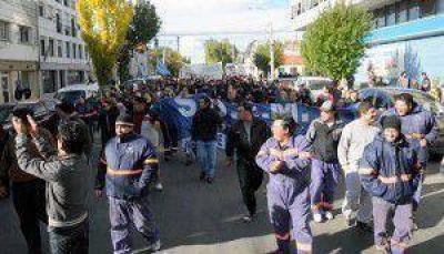 Despu�s del apriete del Intendente, el SOEM redobl� la apuesta