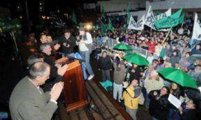   Das Neves Inaugur� Unidad B�sica En Trelew