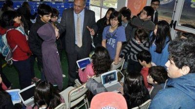Buzzi: �Las pol�ticas educativas de la Argentina nos posibilitar�n dar un paso enorme en el desarrollo social y productivo�