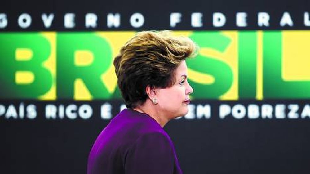 Brasil: ahora usan aviones de la fuerza a�rea para ir a ver f�tbol