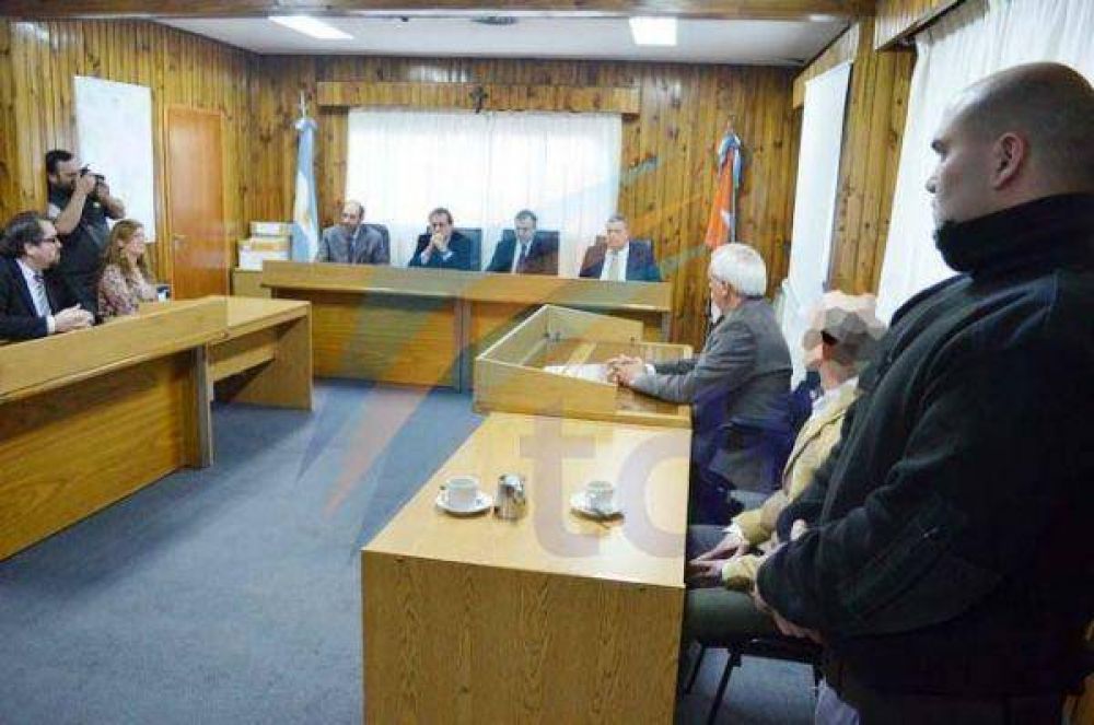 Docente fue condenado a doce a�os de prisi�n por el abuso sistem�tico de su hija