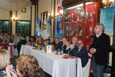 El Rotary Club de Tigre realiz� su tradicional cambio de autoridades