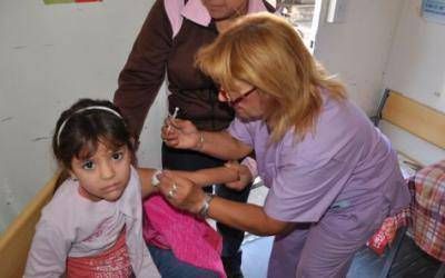 Gripe A: Esteban Echeverr�a refuerza campa�a de vacunaci�n