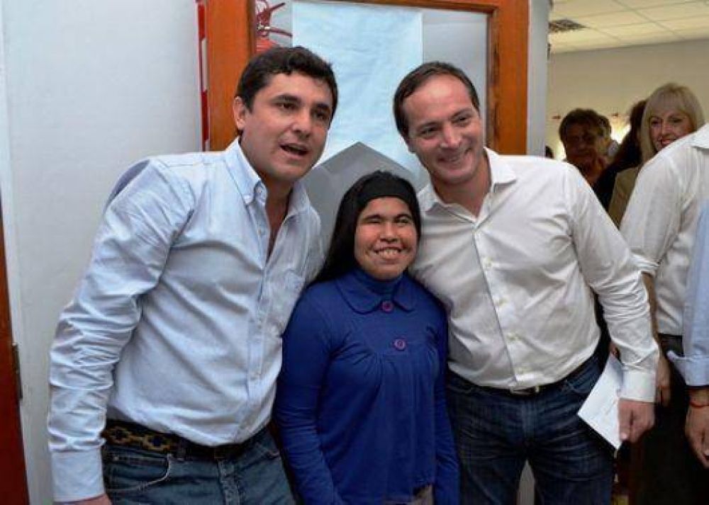 Con obras, Camau se muestra ante el electorado del Interior provincial