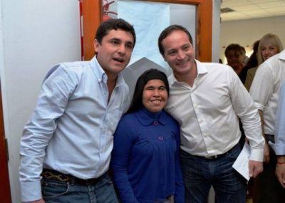 Con obras, Camau se muestra ante el electorado del Interior provincial