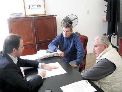 Novedades con el gas, donaci�n de un lote en barrio Jard�n y cord�n-cuneta en la plaza �Los Mirlos�