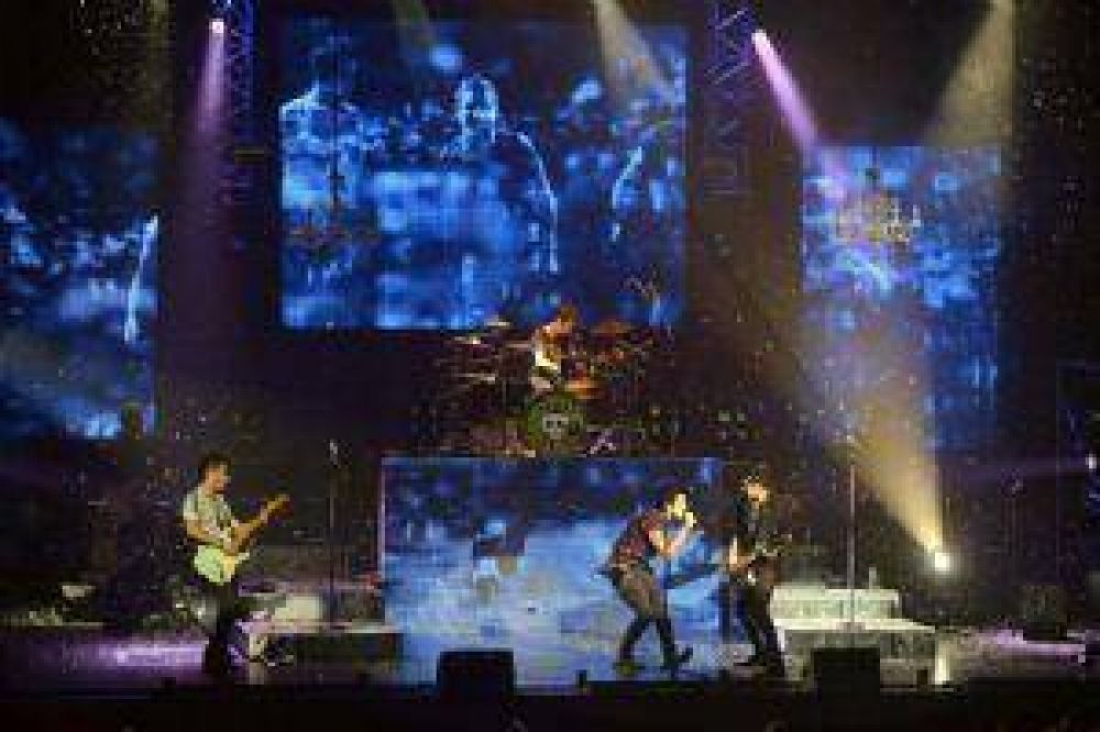 �Rock Bones�, los chicos crecen