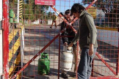 Comienza la distribuci�n de bonos para las garrafas sociales