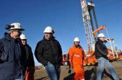 Podr�an quitarle Cerro Drag�n a PAE y El Tordillo a Tecpetrol