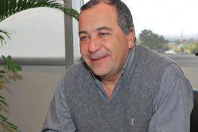 Jos� Strada: �Vamos a intensificar la construcci�n de viviendas�