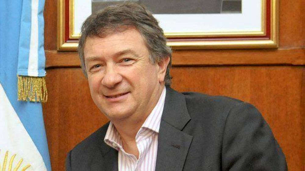 Yauhar: �los peque�os pueblos del interior hacen la Patria grande�