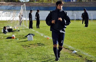 Vuelve el "Guante"; Racing confirm� el acuerdo con 8 jugadores