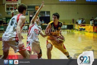 Esteban Silva, con Seleccionado de Bah�a Blanca, se coron� campe�n de la 46� edici�n	