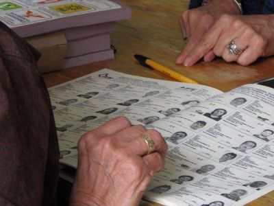 M�xico va a las urnas para elegir 931 alcaldes en 14 estados