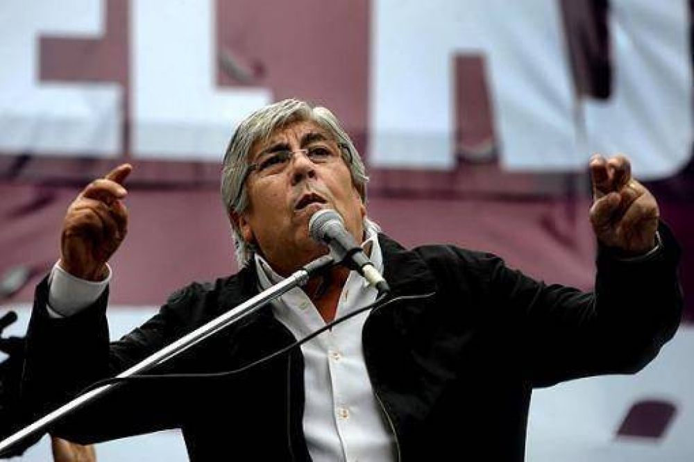 Hugo Moyano reconoci� que "el paro es contra la Presidenta"