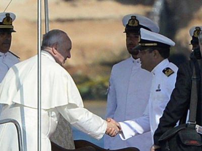 El Papa reza por los inmigrantes en Lampedusa