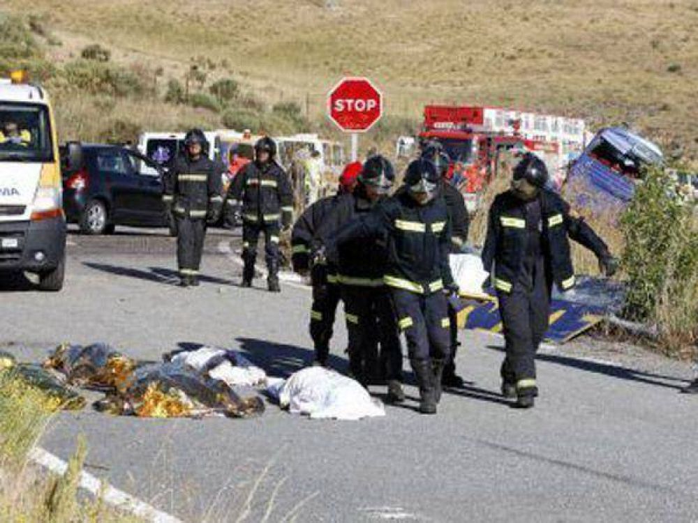 Tr�gico accidente deja 9 muertos en Espa�a