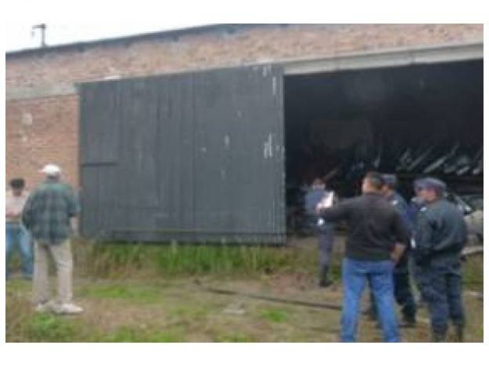 La polic�a allan� un desarmadero en Concordia y secuestr� 300 autopartes