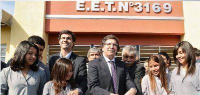Sileoni, Urtubey y Cuenca inauguraron la nueva Escuela T�cnica de Campo Santo