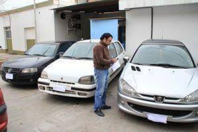 Dos hermanos detenidos y tres autos secuestrados mprados con dinero	
