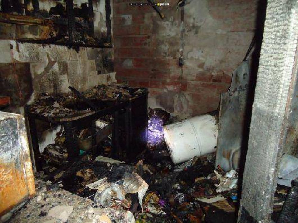 Celoso habr�a provocado incendioen la casa de su ex amante